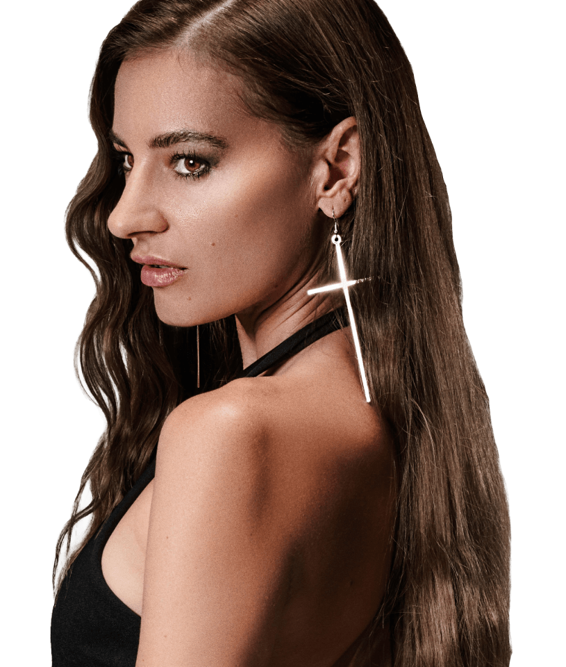 Ophélie Mercury, techno and psytrance DJ and producer